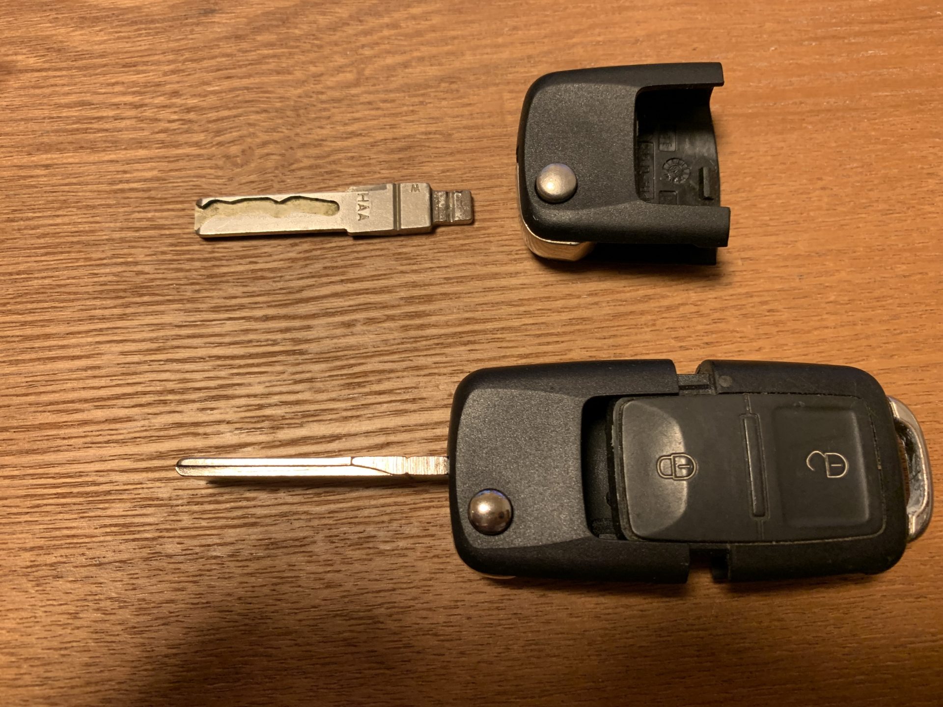 アウディ・VW キーシリンダー 内部清掃品